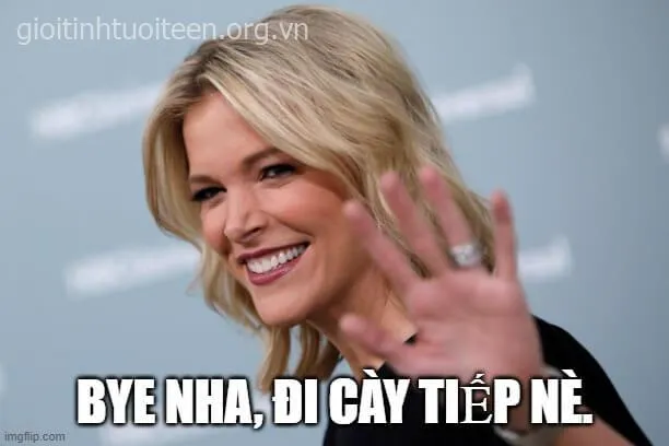 Hình ảnh biệt ly gương mặt nhăn nhó, ánh mắt buồn