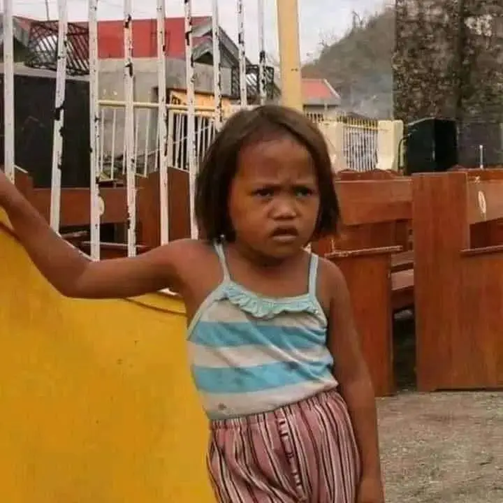 Hình ảnh bất ngờ gương mặt bối rối troll