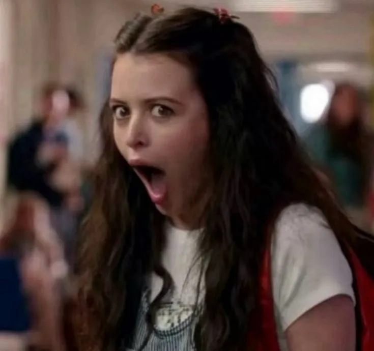 Meme sốc gương mặt trắng bệch cực kỳ hài