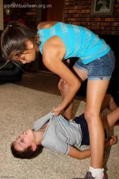 Meme đánh yêu dễ thương khiến tim tan chảy