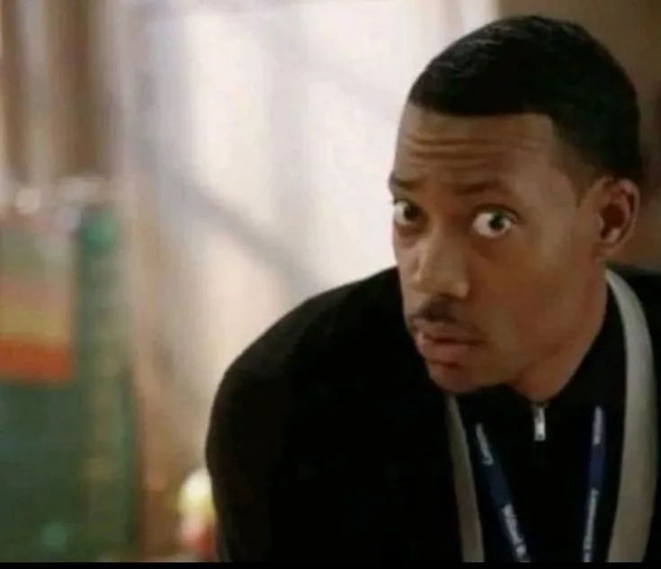 Anh da đen ngơ ngác ánh mắt cay cú cực troll