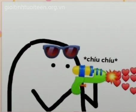 Ảnh chế chỉa súng trông vừa đáng yêu vừa troll.