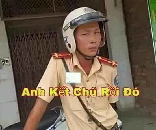 Hình vui cảnh sát giao thông nhìn bạn cực kỳ đáng yêu