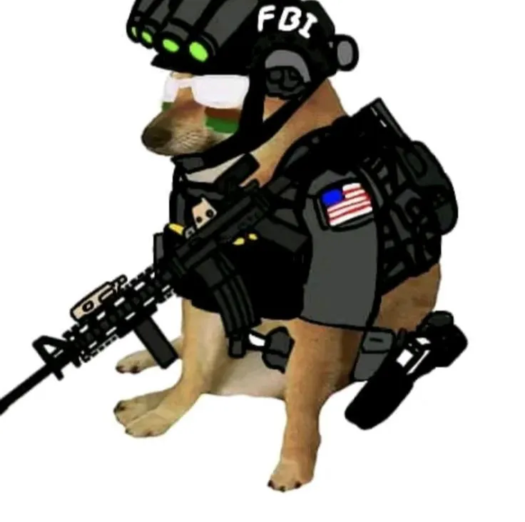 Ảnh Shiba Inu cầm súng cực buồn cười luôn.