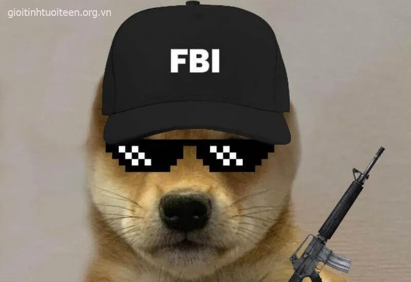 Hình Cheems FBI cầm súng mang biểu cảm troll bá.
