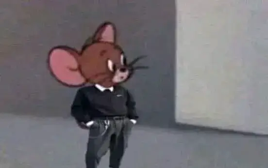 Meme Jerry trong trang phục sơ mi quần tây lịch lãm