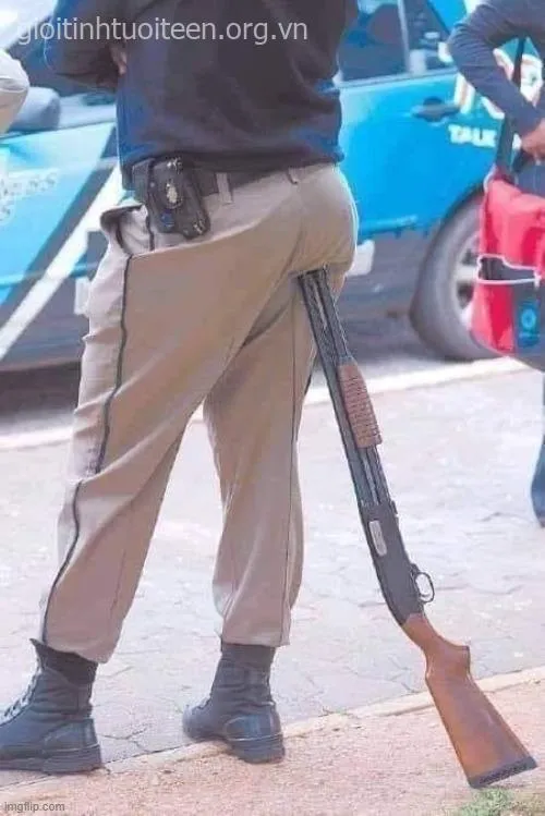 Meme cảnh sát đáng tin tạo tiếng cười nhẹ nhàng