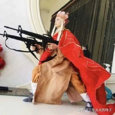 Khám phá thế giới meme Đường Tăng phá cách 2 tay 2 súng tự động Khám phá thế giới meme Đường Tăng phá cách 2 tay 2 súng tự động