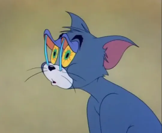 Meme Tom buồn ngủ lờ đờ đáng yêu, dùng cây chống mắt Meme Tom buồn ngủ lờ đờ đáng yêu, dùng cây chống mắt