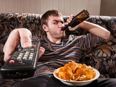 Meme bạn nhậu hát hò, biểu cảm lầy lội không nhịn được.